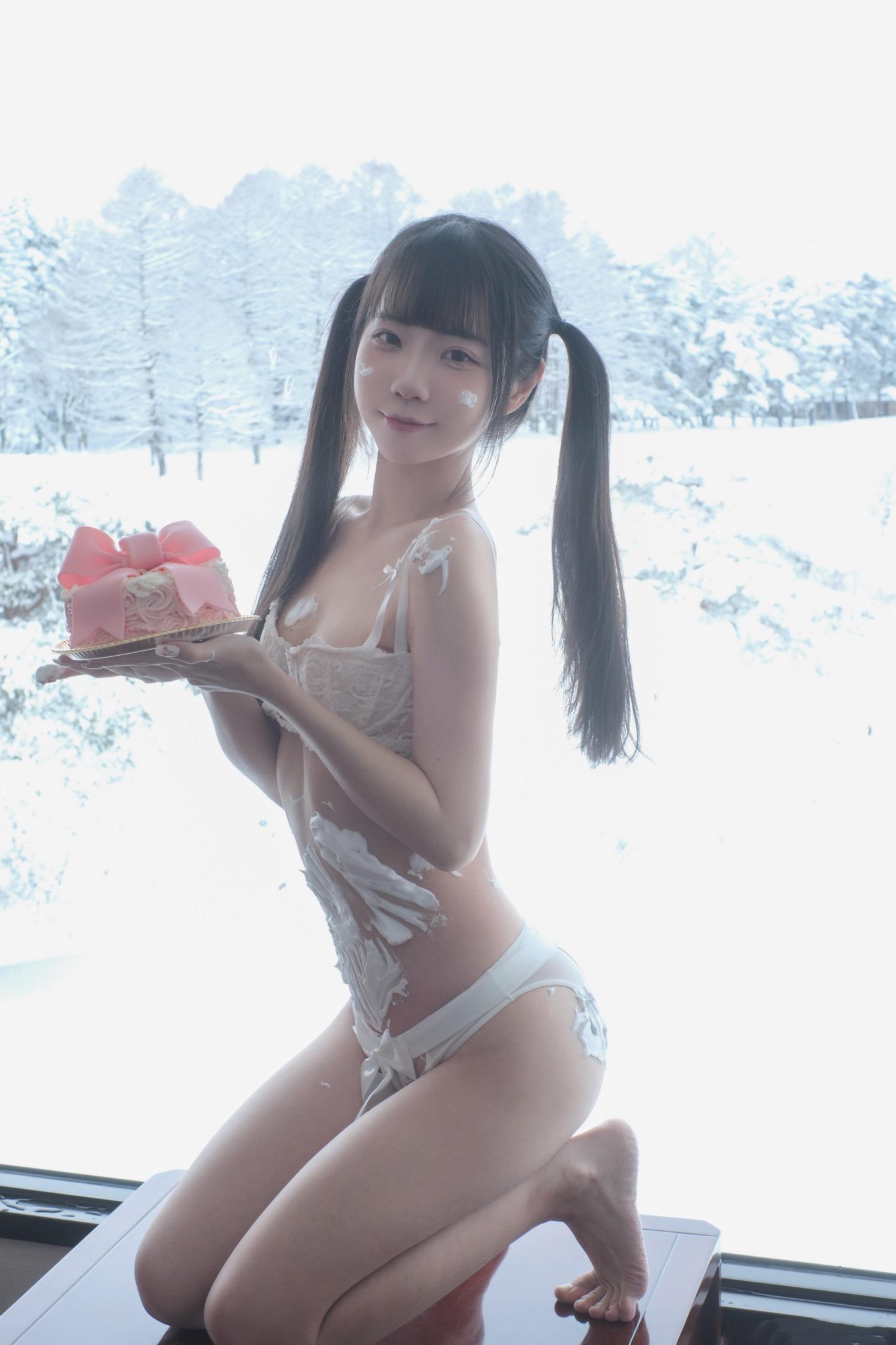可可小白兔 可可の生日月特別寫真 [53P-102MB]