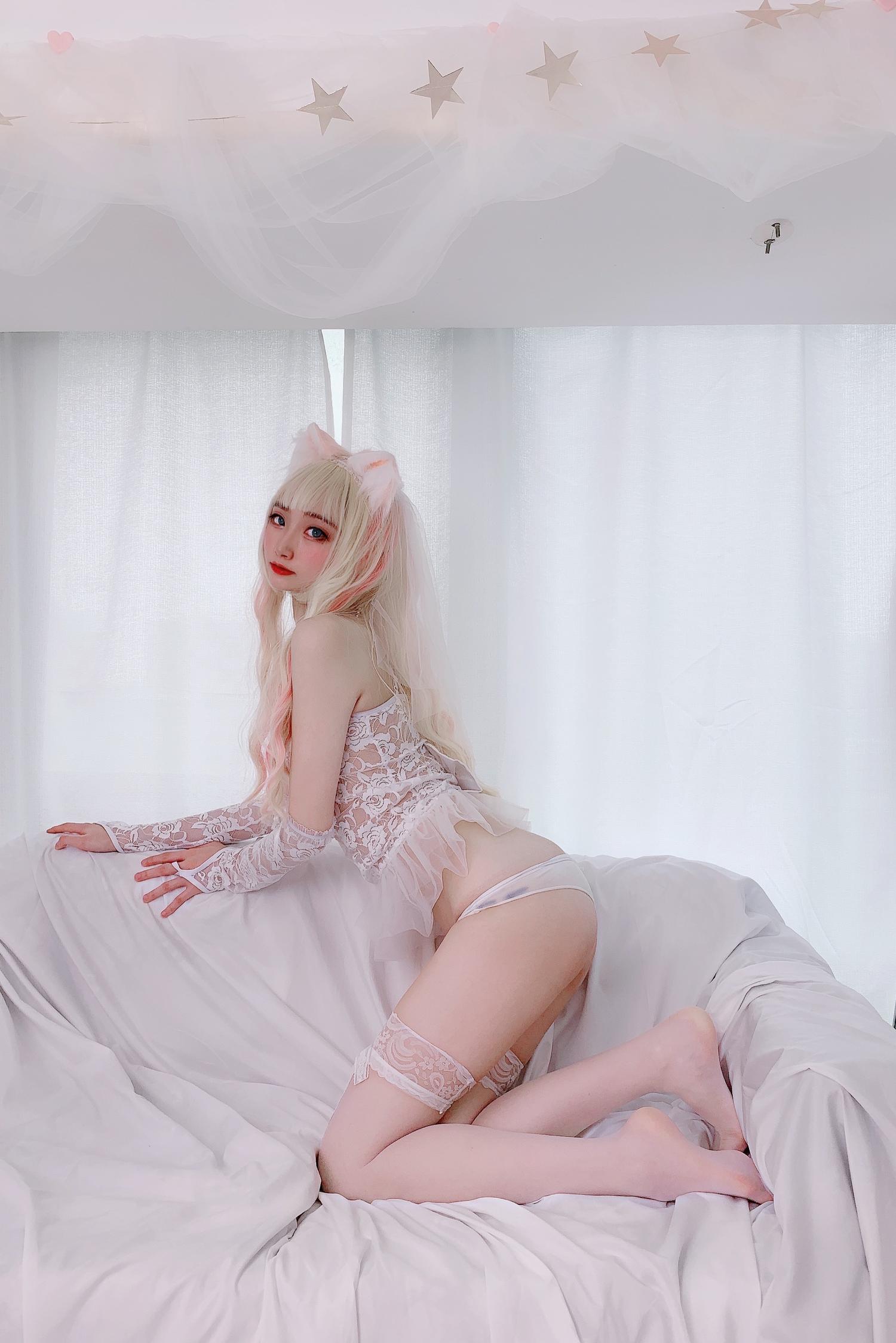 猫猫dio - 白色蕾丝 [16P]