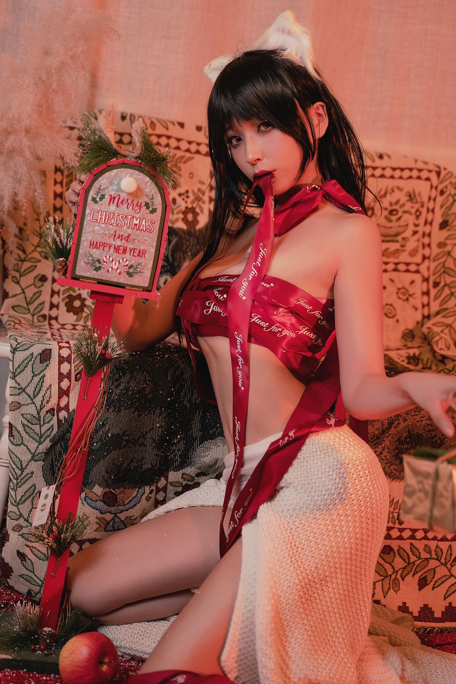 特软儿Sona - 圣诞礼物 [21P]