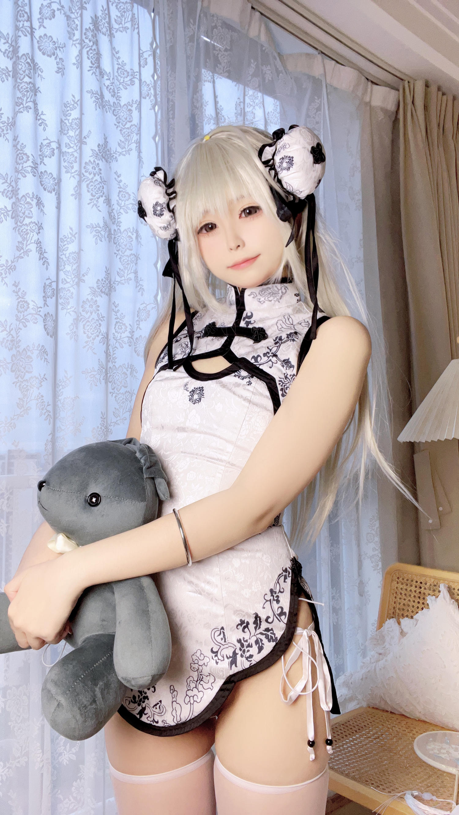 Quan冉有点饿 缘之空 穹妹旗袍自拍 [27P-100MB]