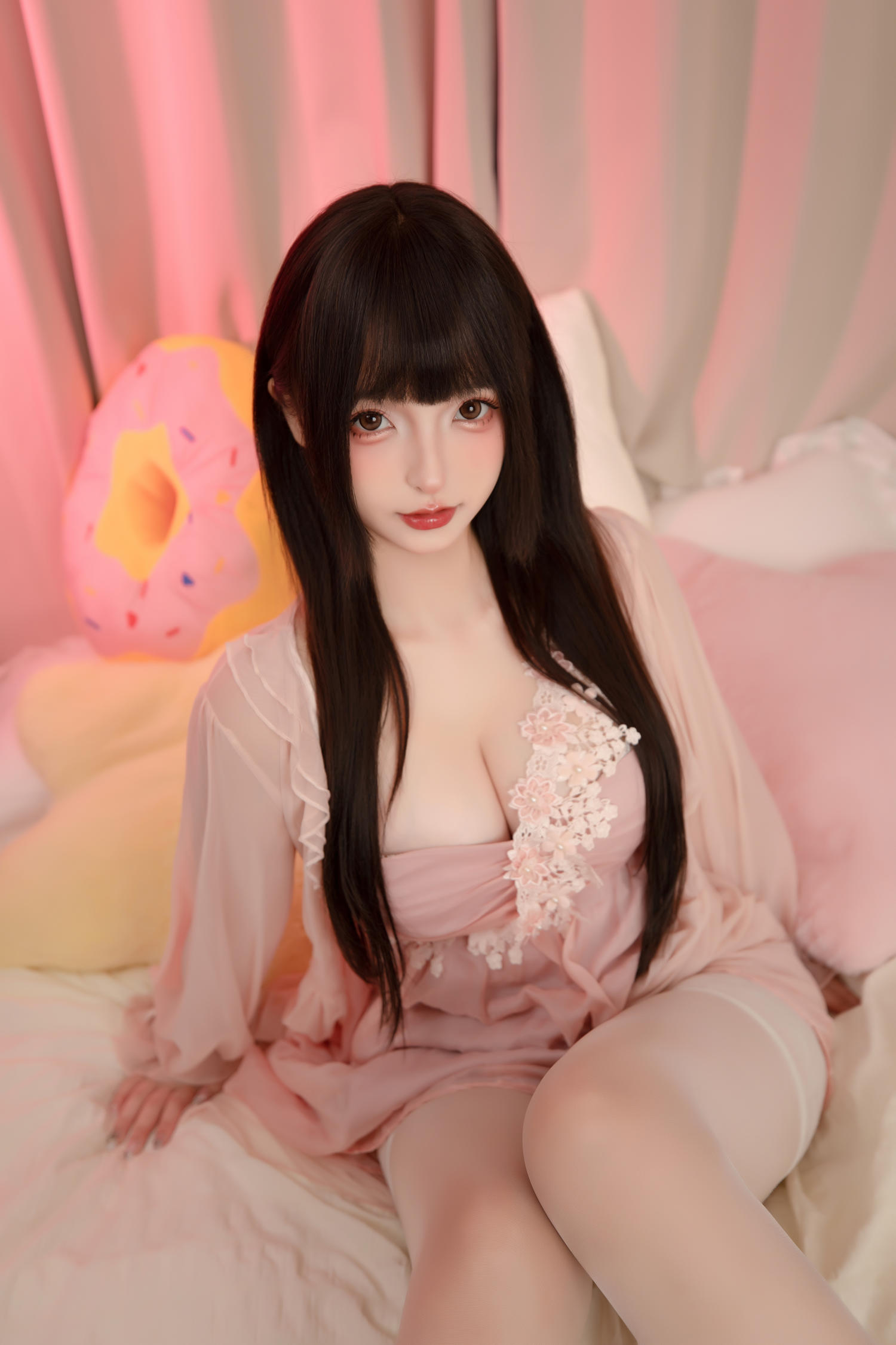 神楽坂真冬 高跟睡袍 [75P2V-649MB]