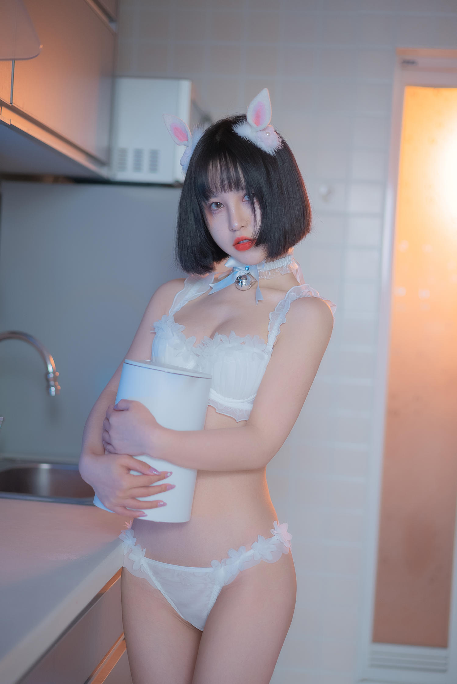 晕崽 - 白兔 [45P]