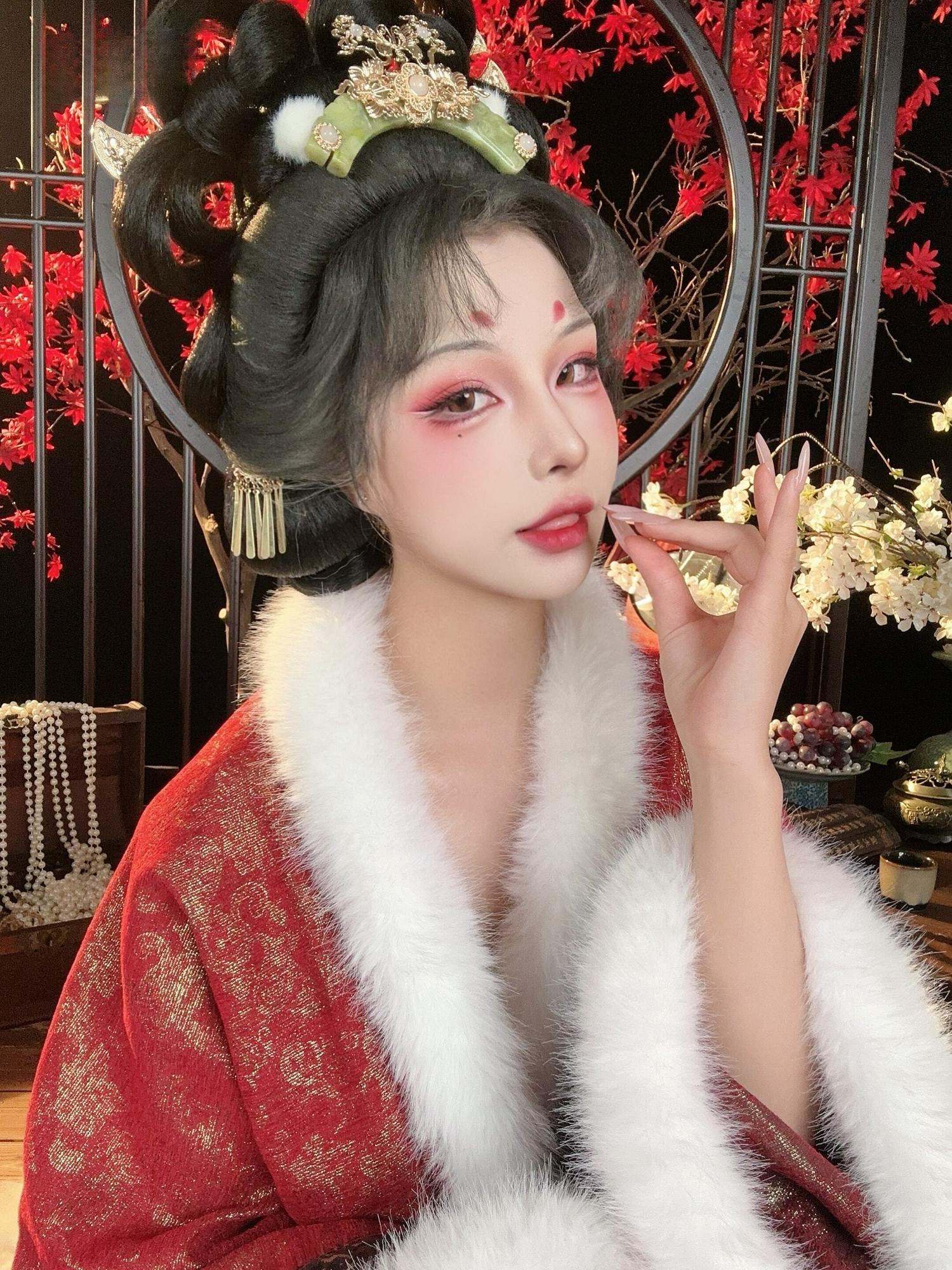 yuuhui玉汇 妲己 Daji the Fox [43P-352MB]