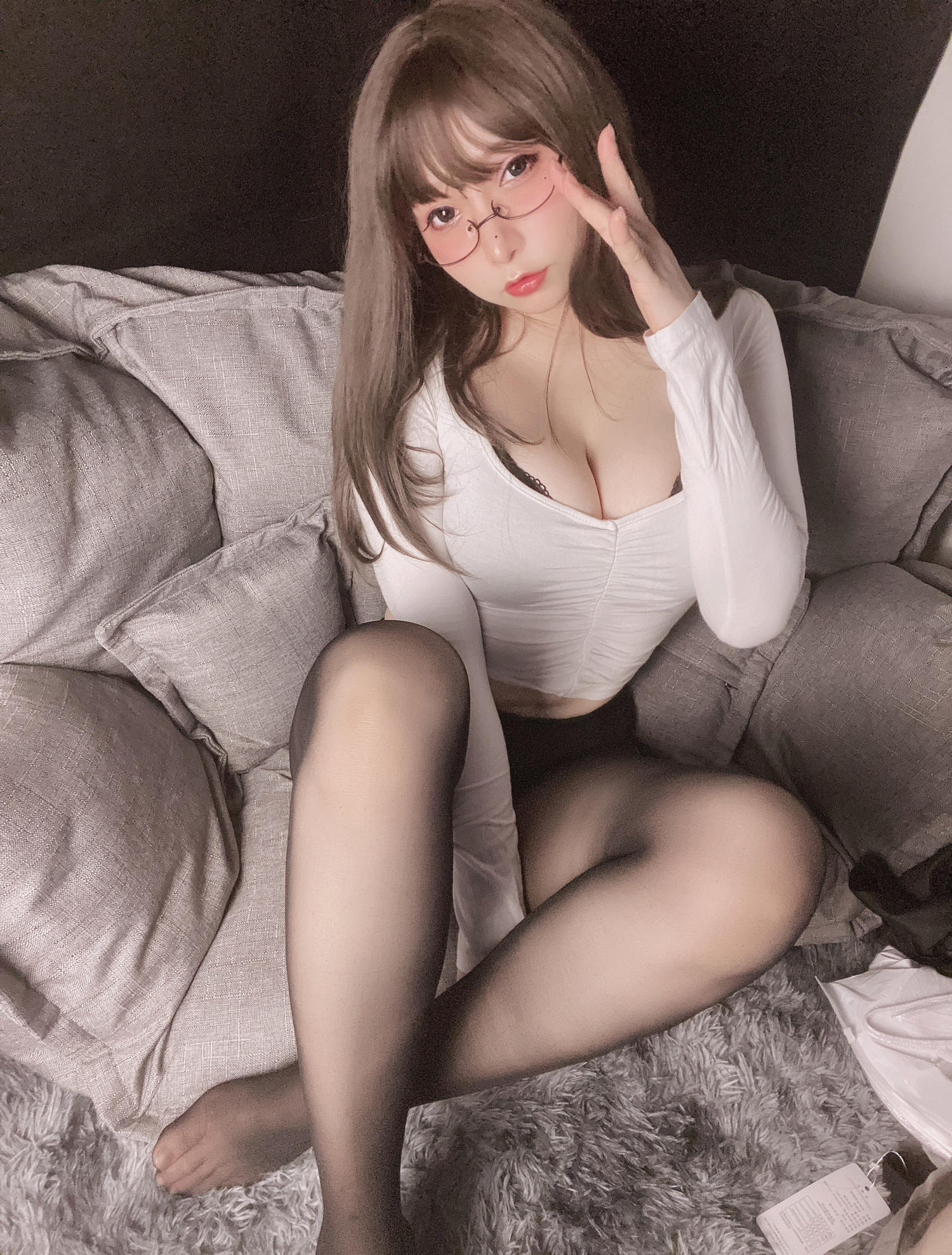 半只桃 - 油量嗨丝 [25P]