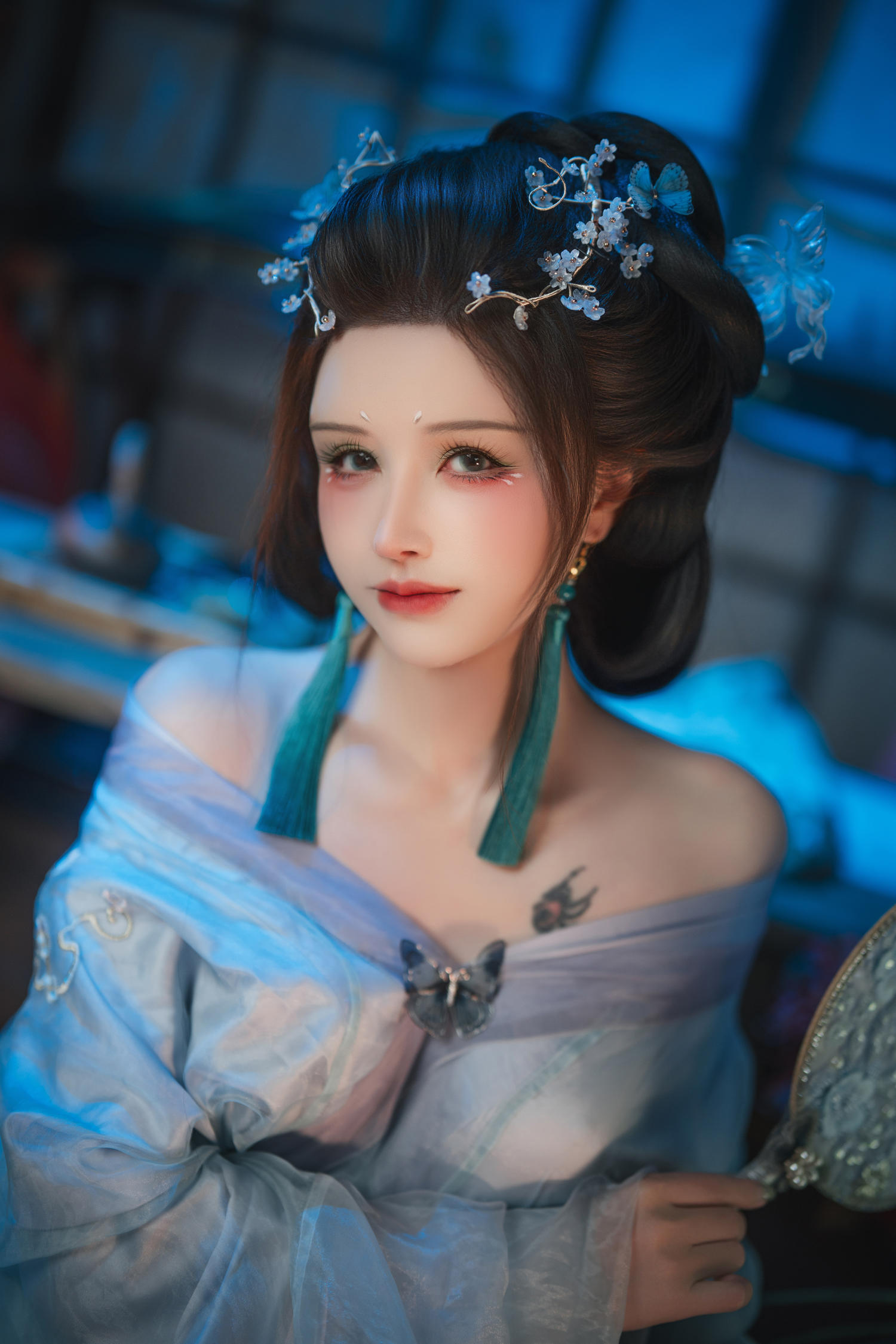 鹿八岁 碎蝶梦 [195P1V-1.82GB]