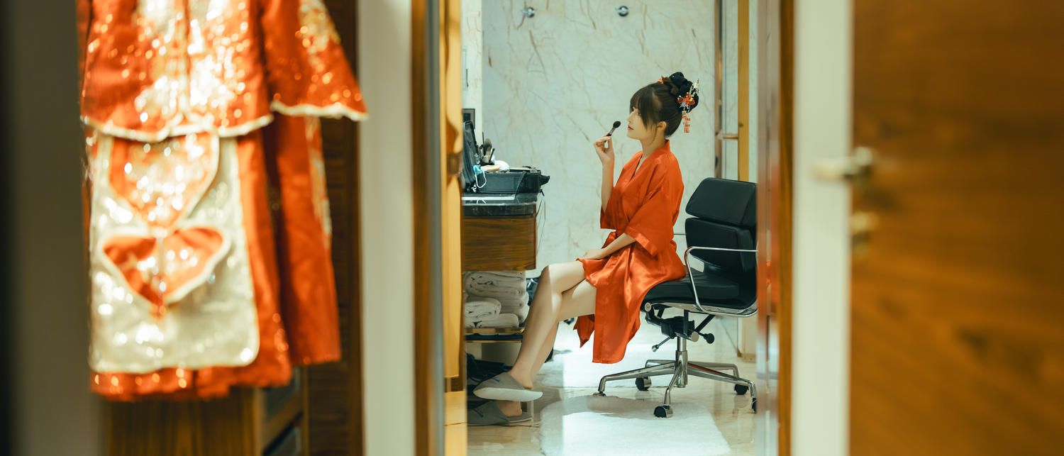 鹿八岁 新婚小故事 [108P1V-2.95GB]