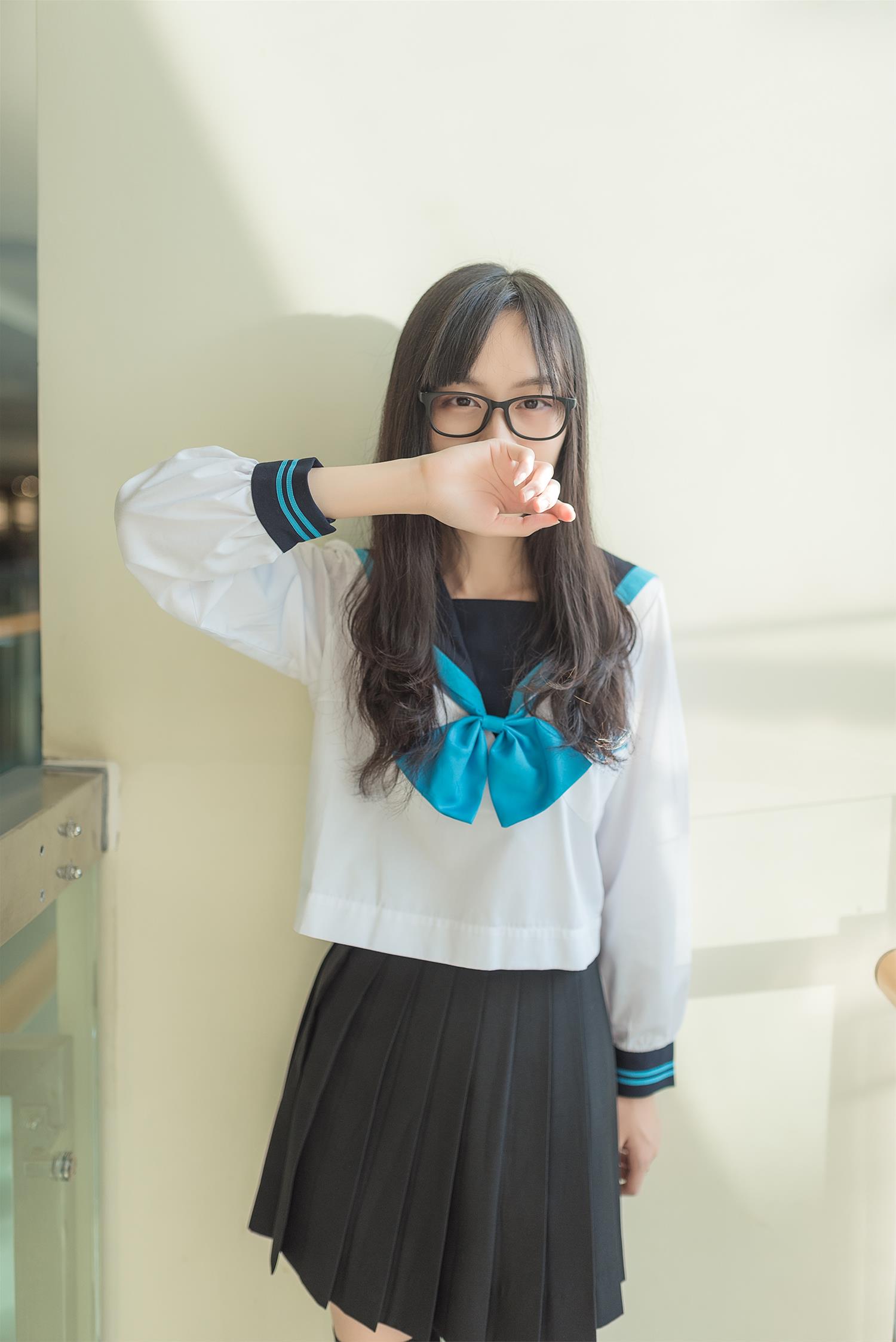 风之领域 NO.003 黑丝美腿户外 [39P-81MB]