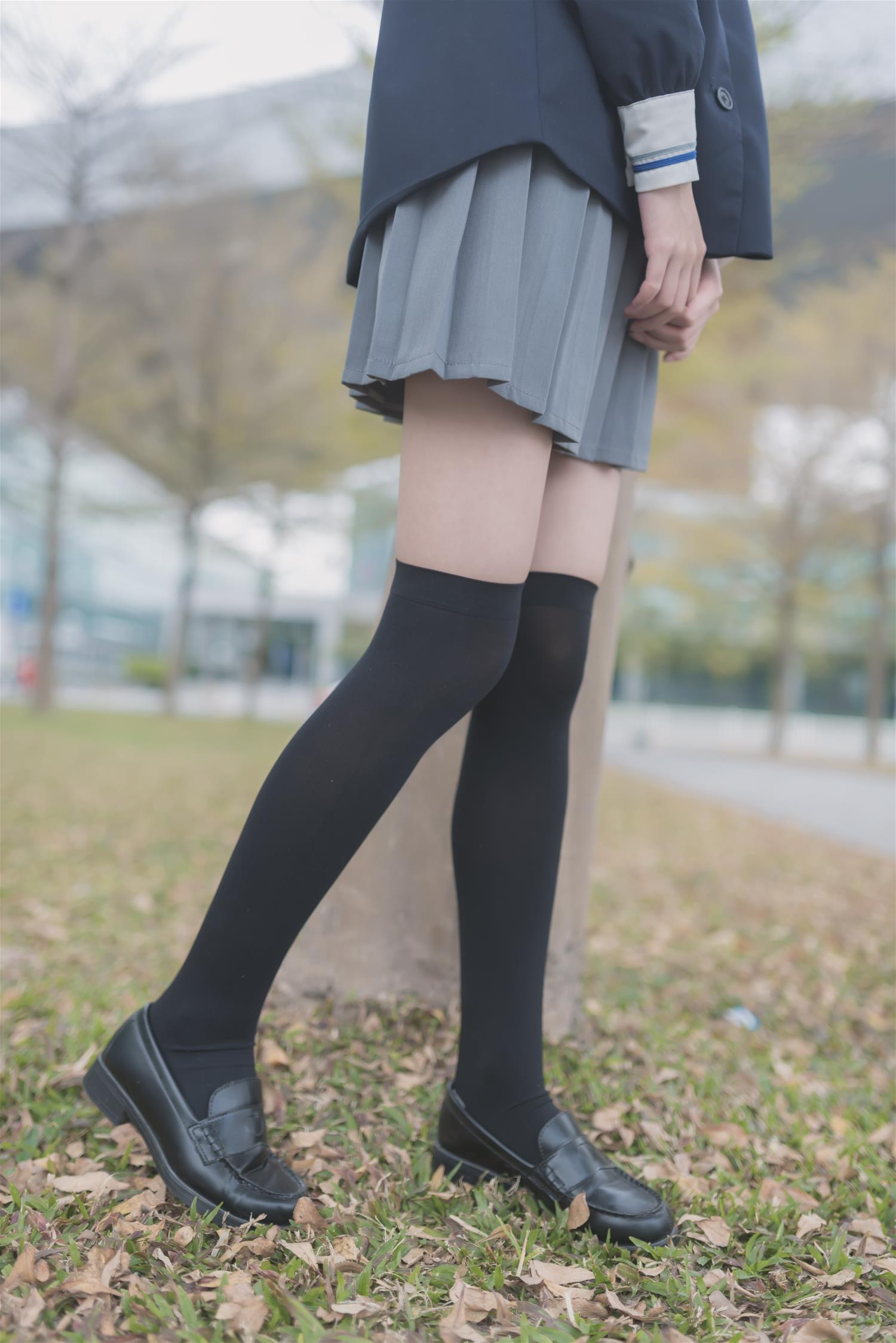 风之领域 NO.021 学妹户外黑丝 [50P-154MB]