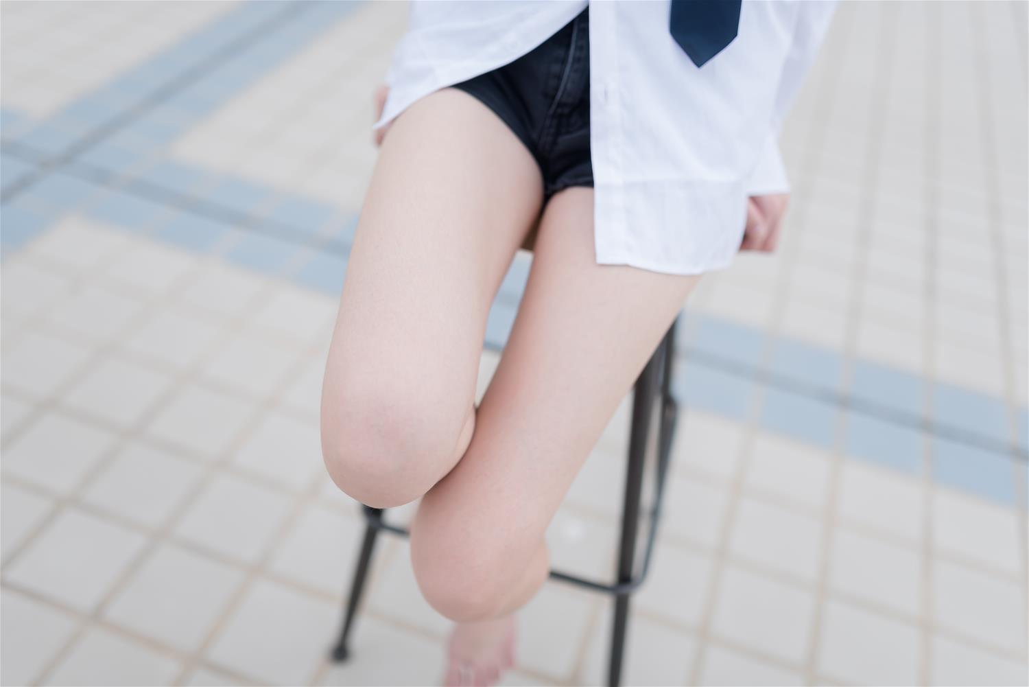 风之领域 NO.038 白衬衫裸足 [47P-132MB]