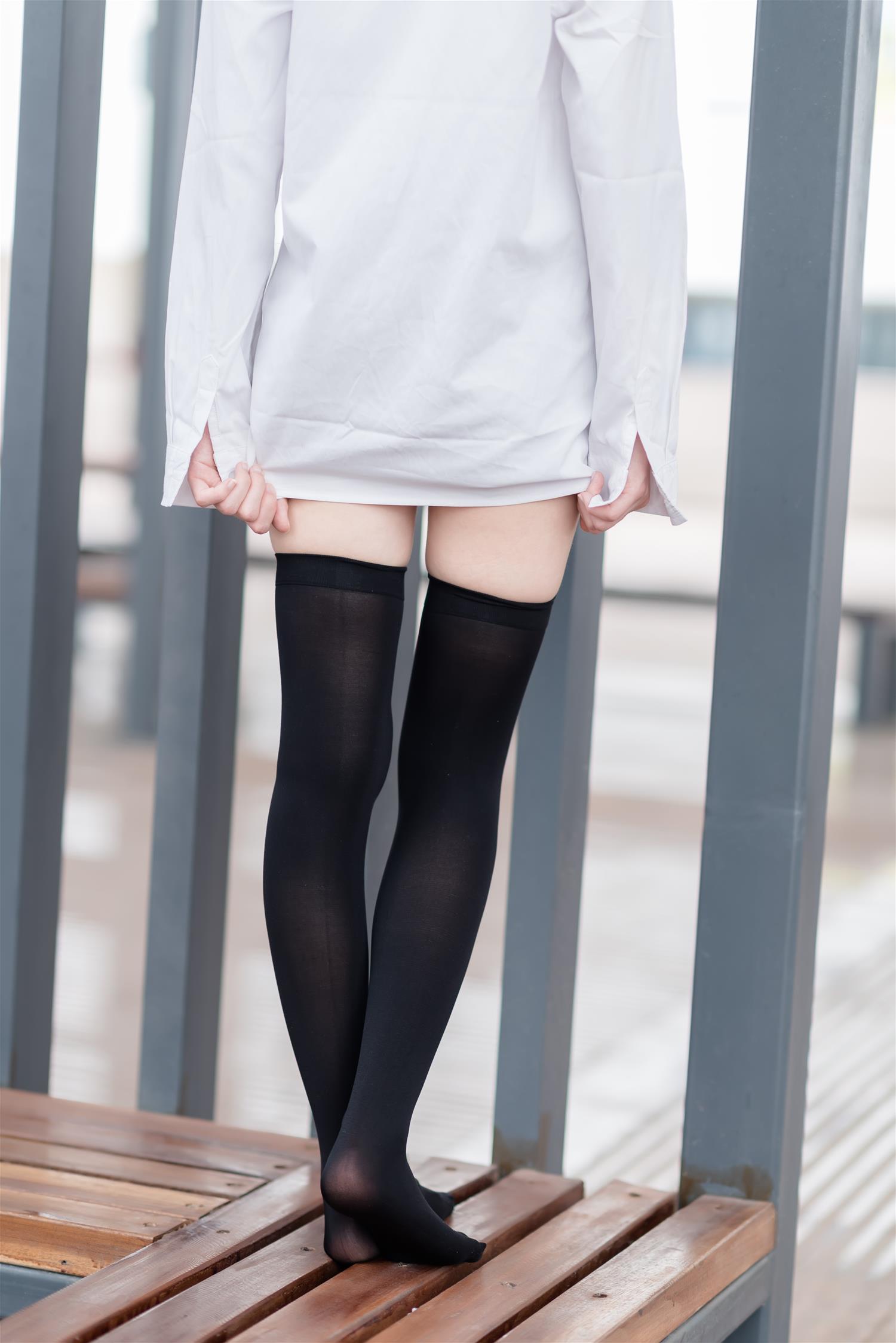 风之领域 NO.039 白衬衫黑丝美腿 [49P-209MB]