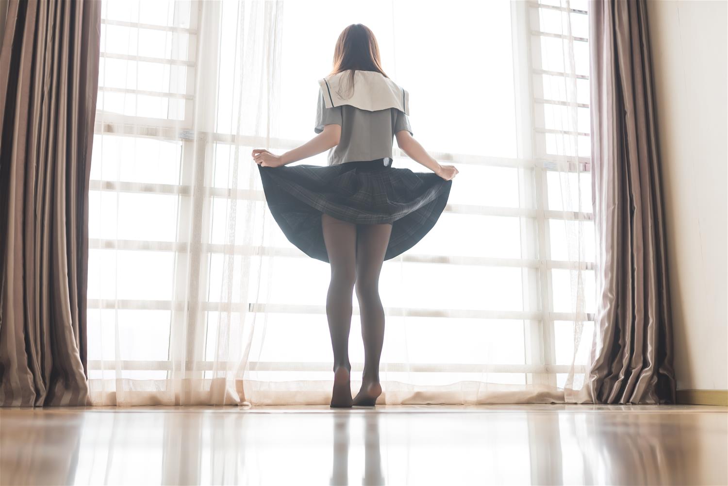 风之领域 NO.044 黑丝短裙 [49P-192MB]