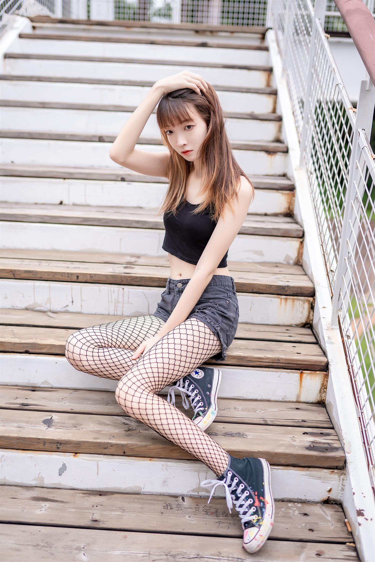 风之领域 NO.093 超短牛仔短裤黑网袜 [50P-280MB]