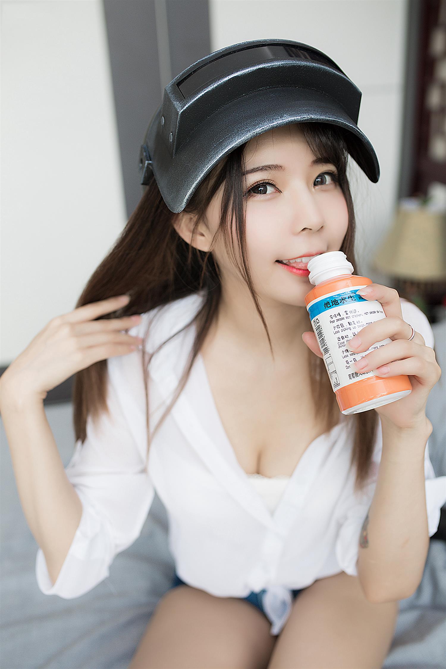 风之领域 NO.101 吃鸡美少女 [51P-240MB]