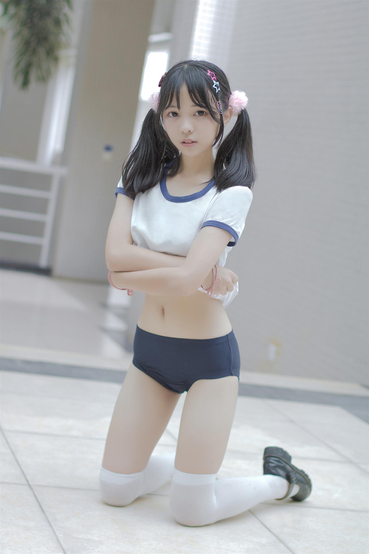 双马尾  萝莉 