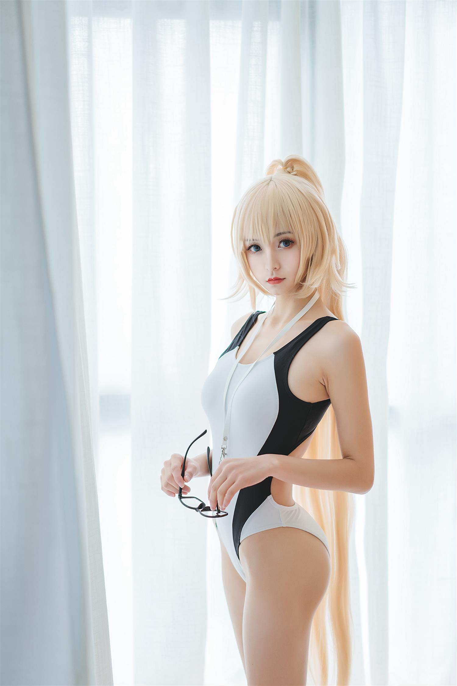 风之领域 NO.165 黑白条纹泳装 [39P-362MB]