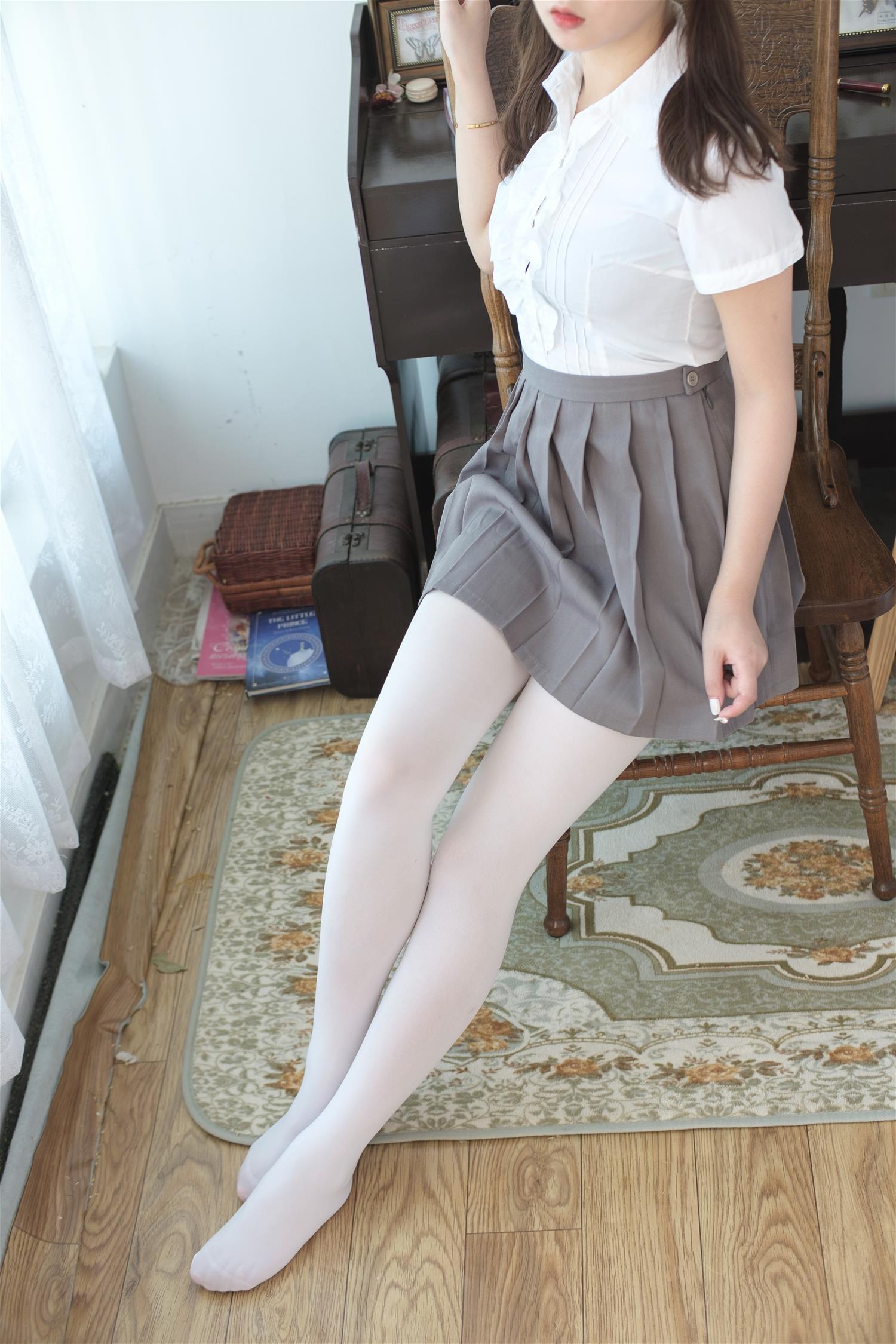 森萝财团 BETA-020 白丝美少女 [71P-828MB]