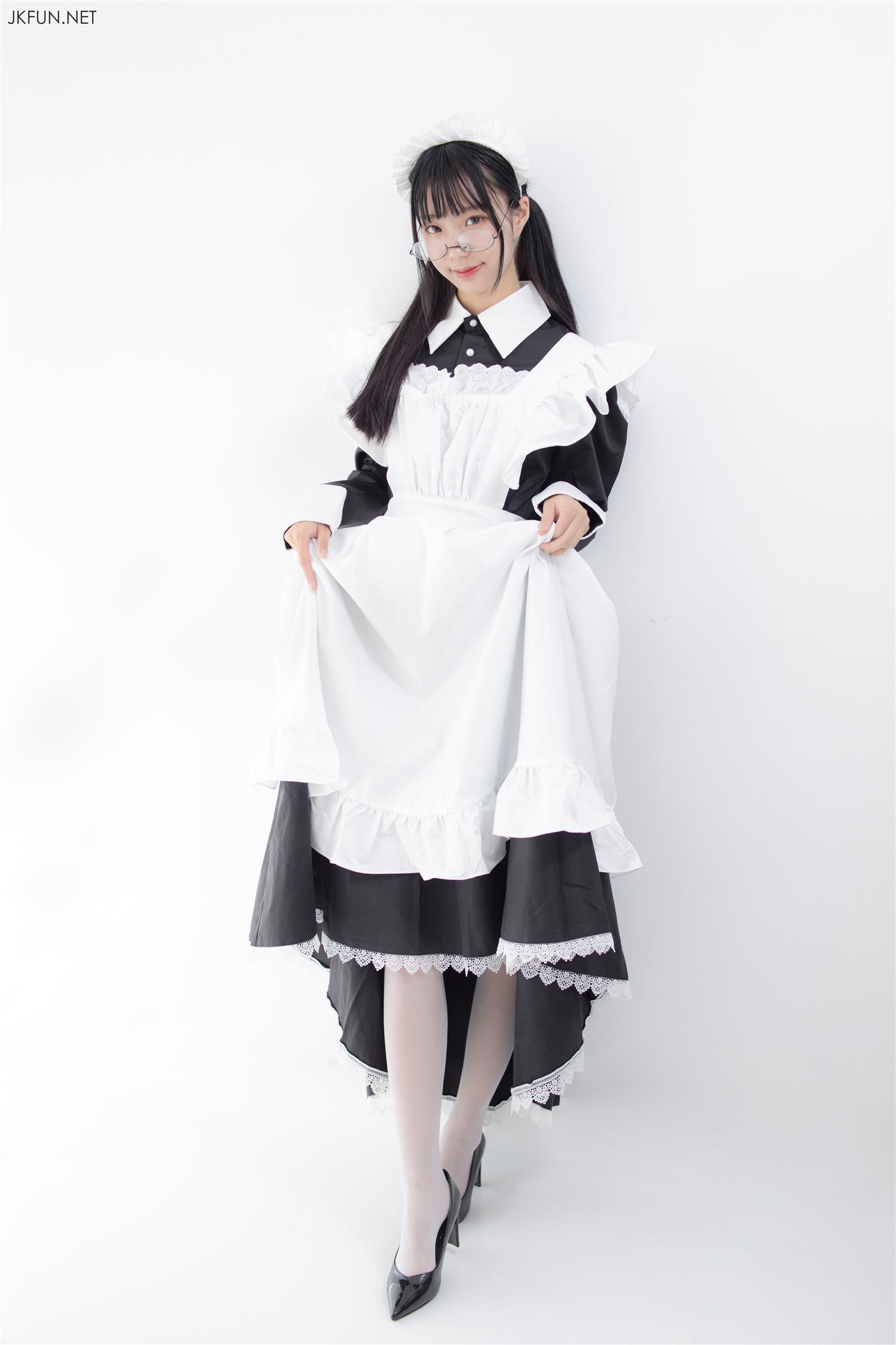 森萝财团 JKFUN-017 小梓 15D超薄白丝 [127P1V-2.32GB]