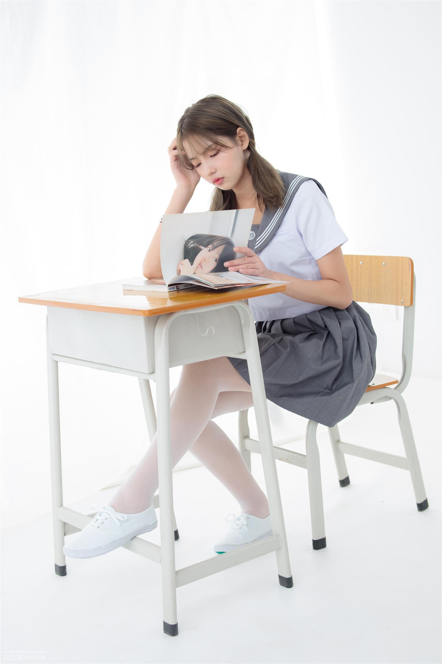 森萝财团 JKFUN-039 13D白丝网鞋合辑 默陌 [56P1V-1.93GB]