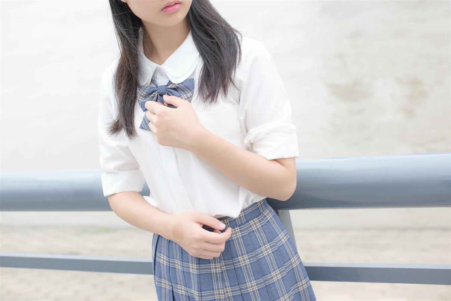 森萝财团 R15-039 百褶裙白丝美足 [88P-774MB]