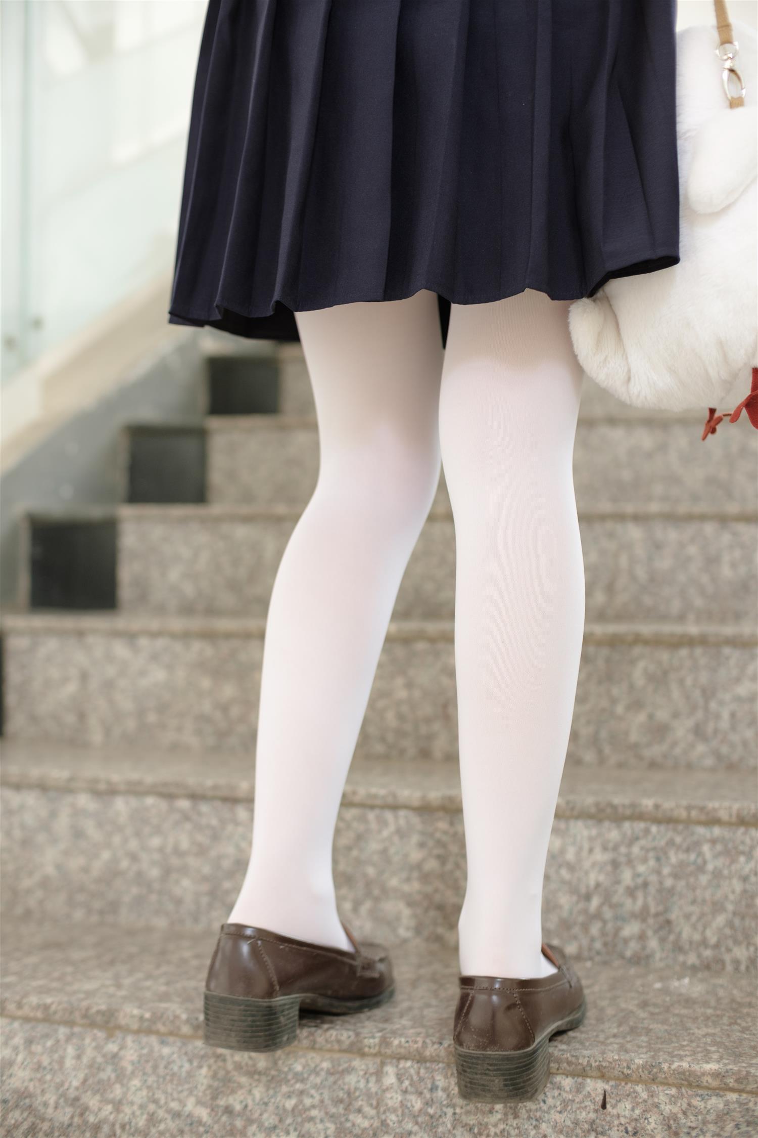 森萝财团 X-027 教室JK白丝 [113P1V-2.23GB]