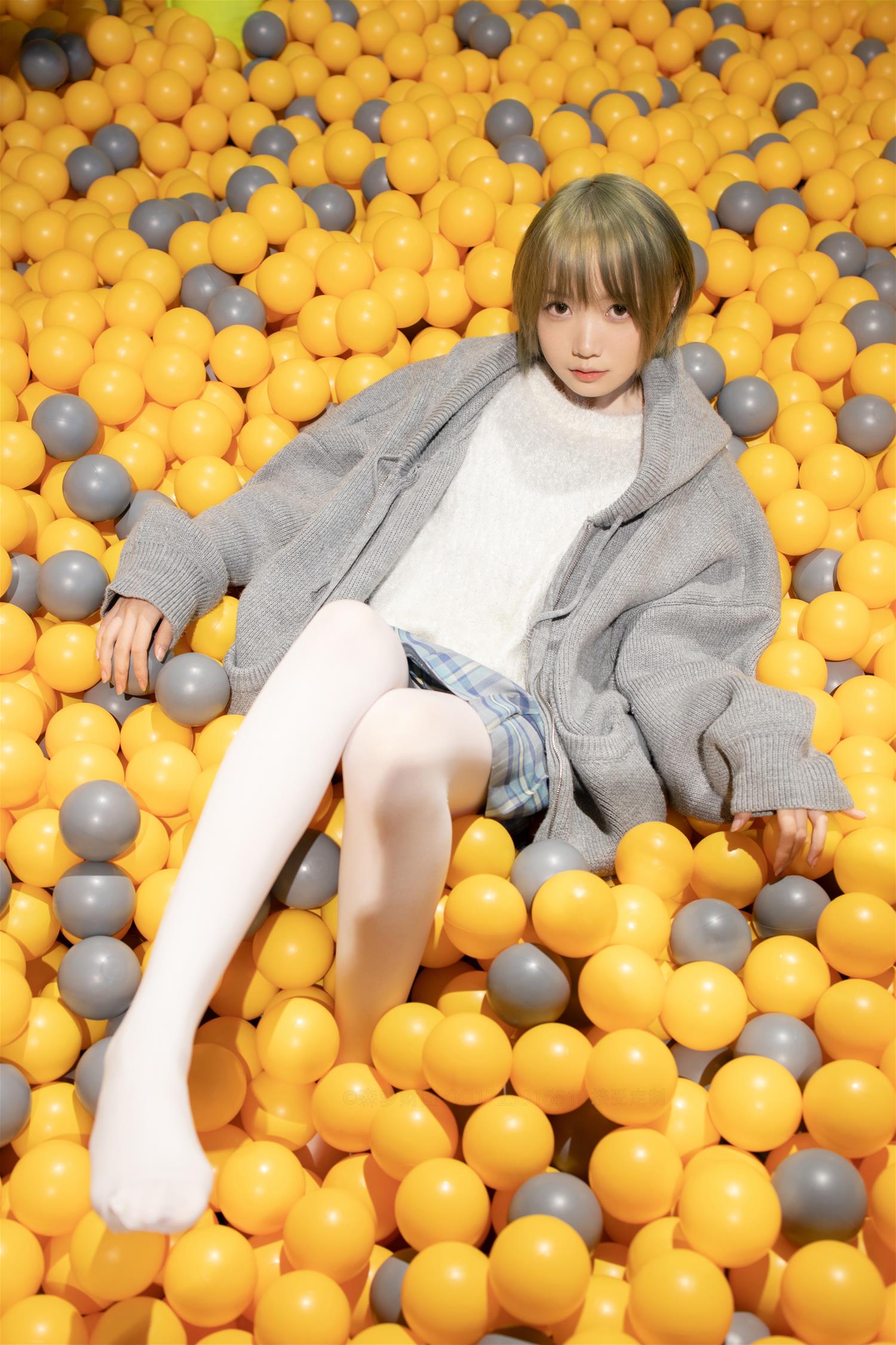 森萝财团 X-047 儿童乐园里的一天 [141P1V-2.86GB]