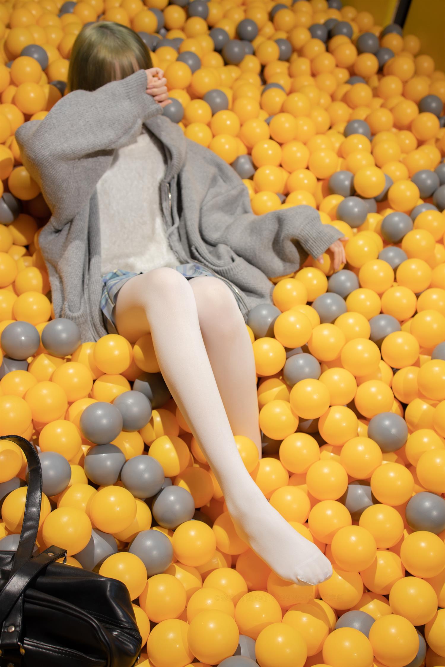 森萝财团 X-047 儿童乐园里的一天 [141P1V-2.86GB]