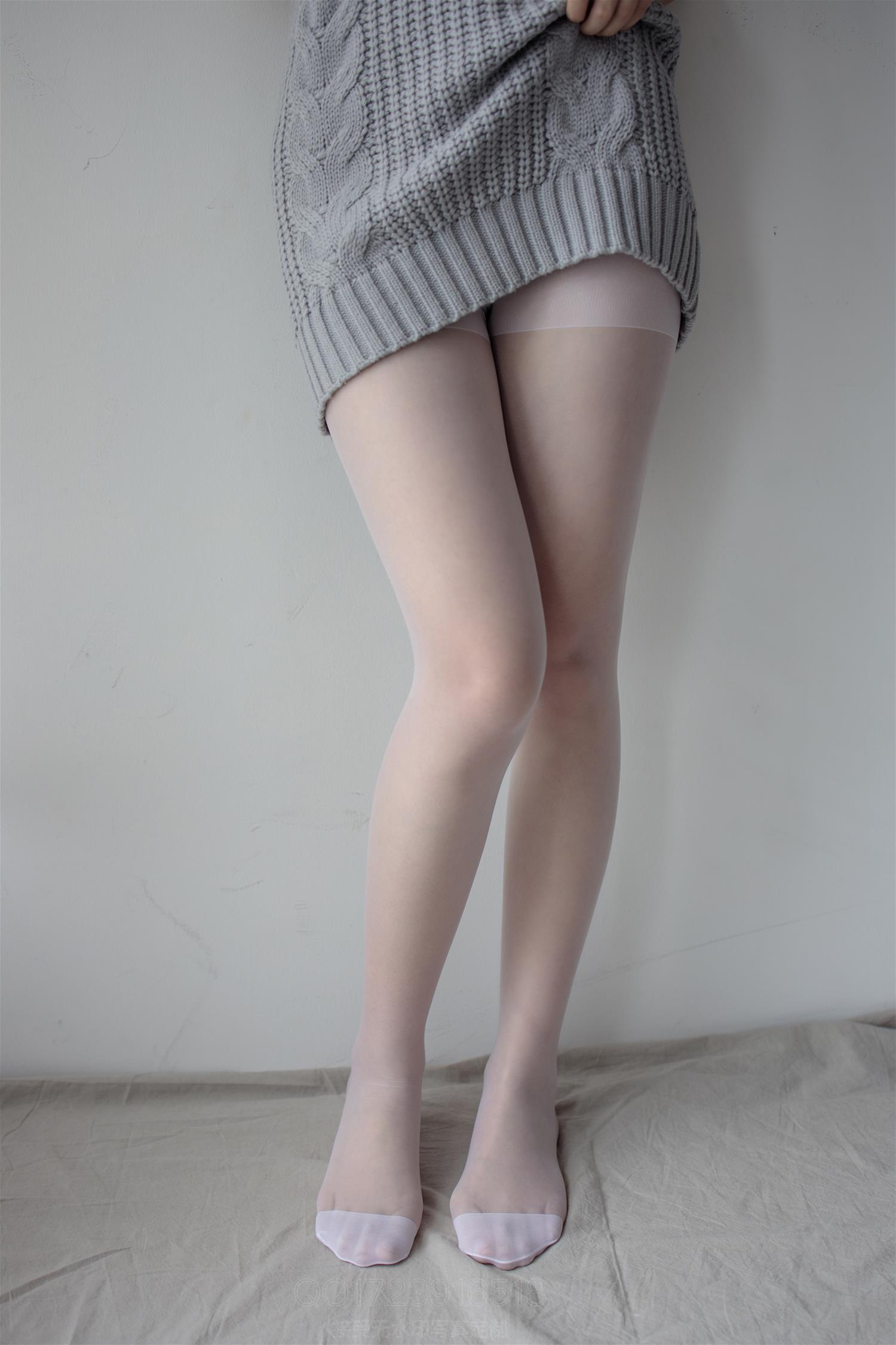 森萝财团 X-062 薄白丝露背毛衣 [100P1V-2.48GB]