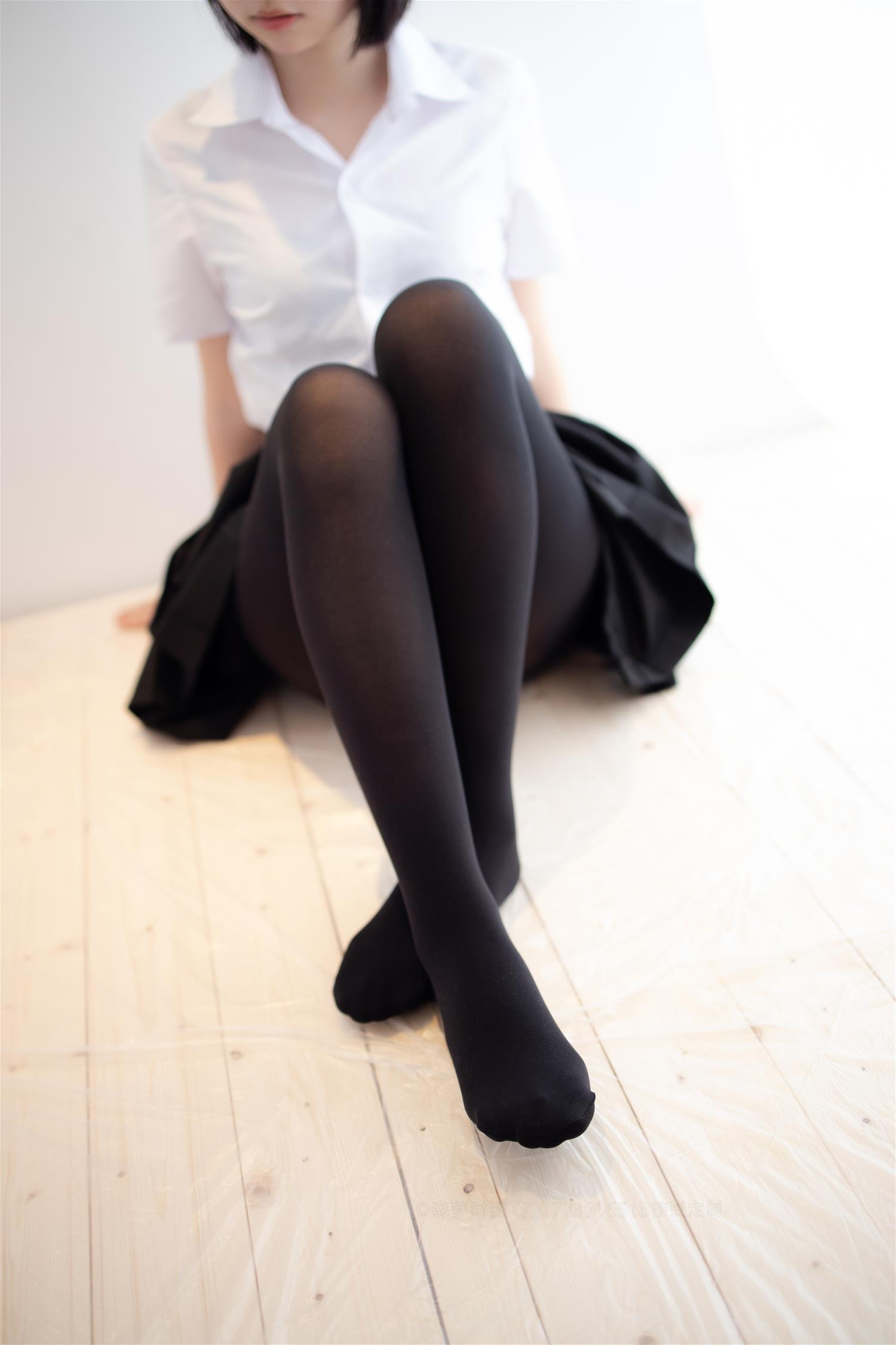 爱花写真 ALPHA-021 蕾丝胖次80D黑丝 [117P-1.28GB]