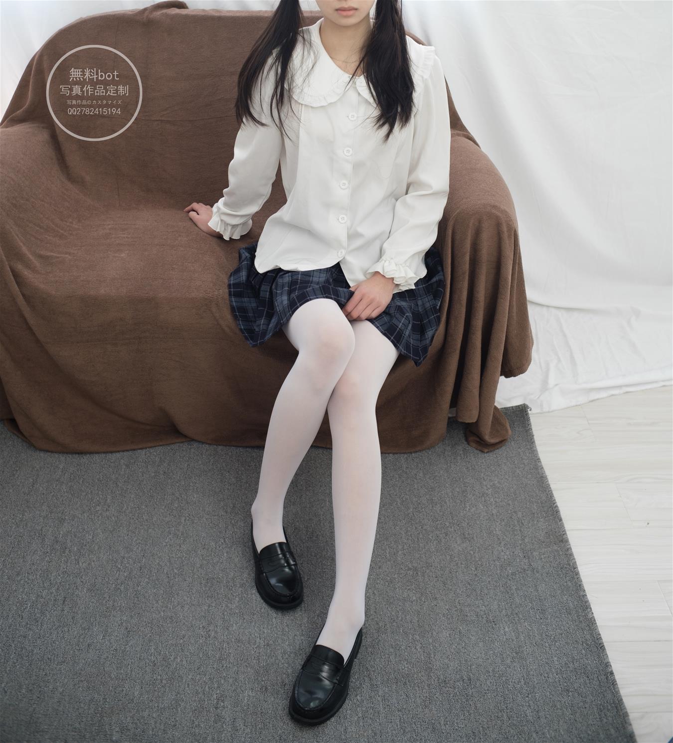 森萝财团 有料-018 吸吸 白丝50D [71P-802MB]