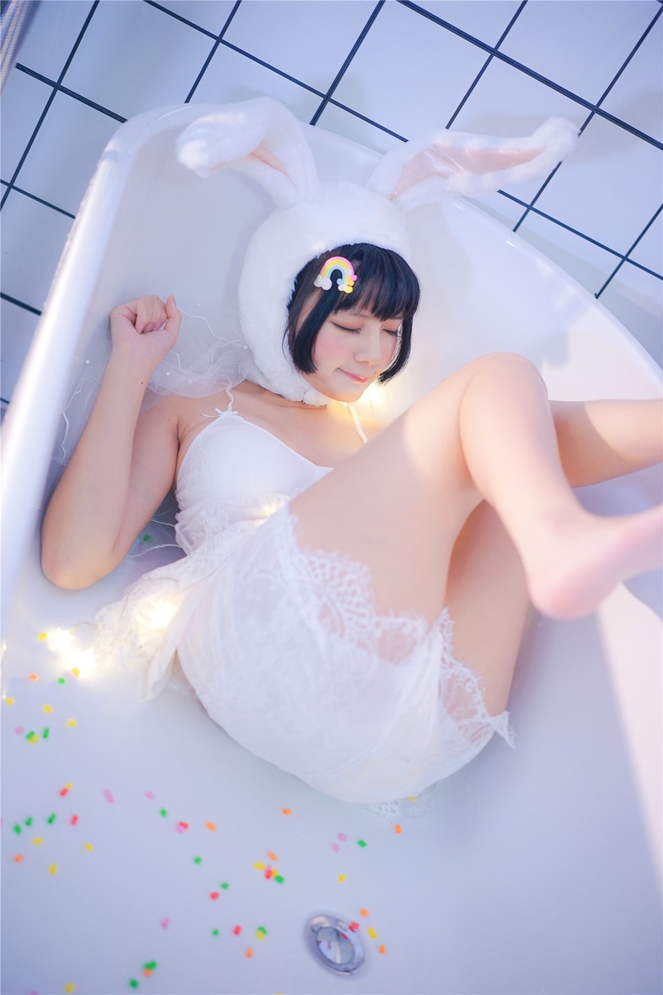 少女写真@浴缸里的兔子 [40P]