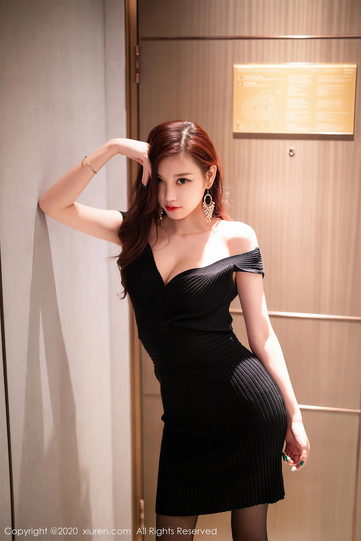 [XiuRen秀人网] 2020.10.27 NO.2704 杨晨晨Sugar [95P]