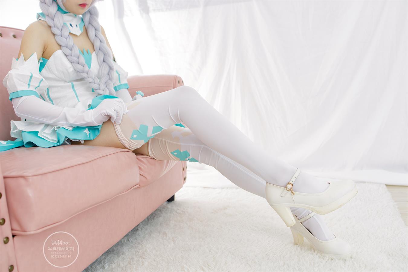 森萝财团 有料-010 小奶糕 白丝50D [74P-1.02GB]