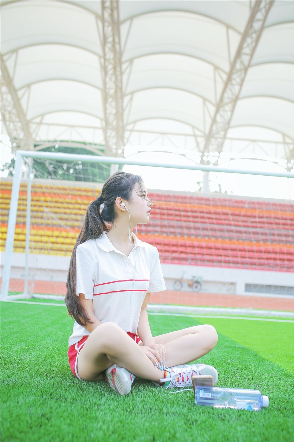 少女写真@去操场上来一场偶遇吧 [33P]