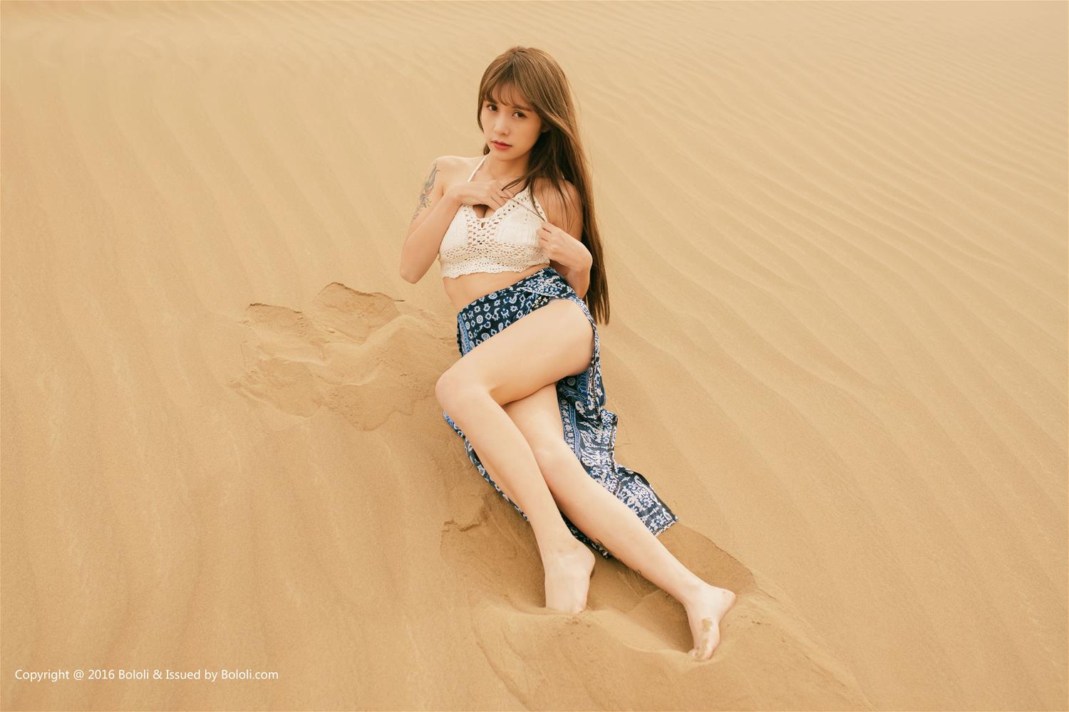 [BoLoLi波萝社] 新刊 2016.11.29 BOL.010 夏美酱 沙漠写真 [41P]