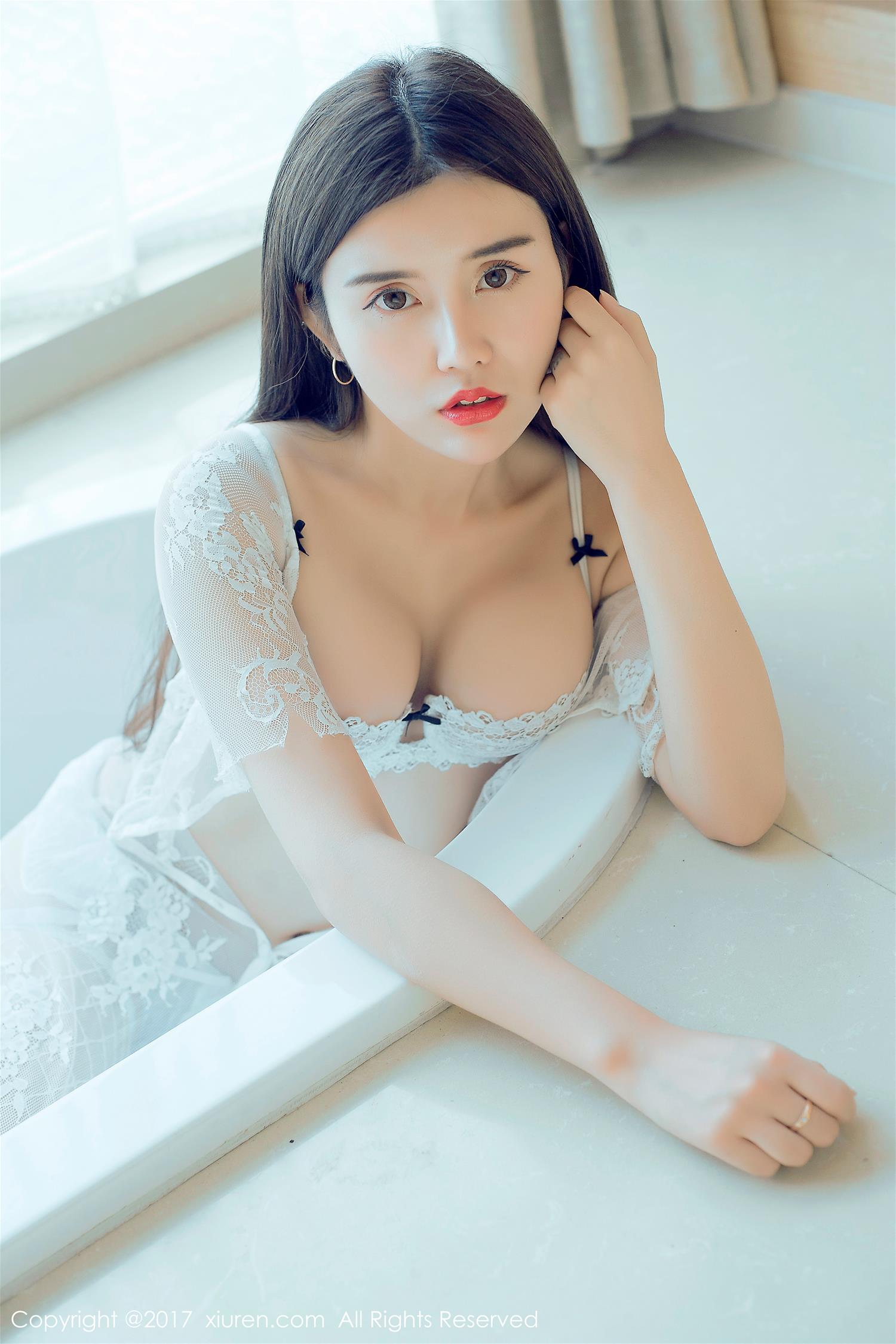 [XiuRen秀人网] 2017.09.11 NO.0813 兔子NINA [51P]