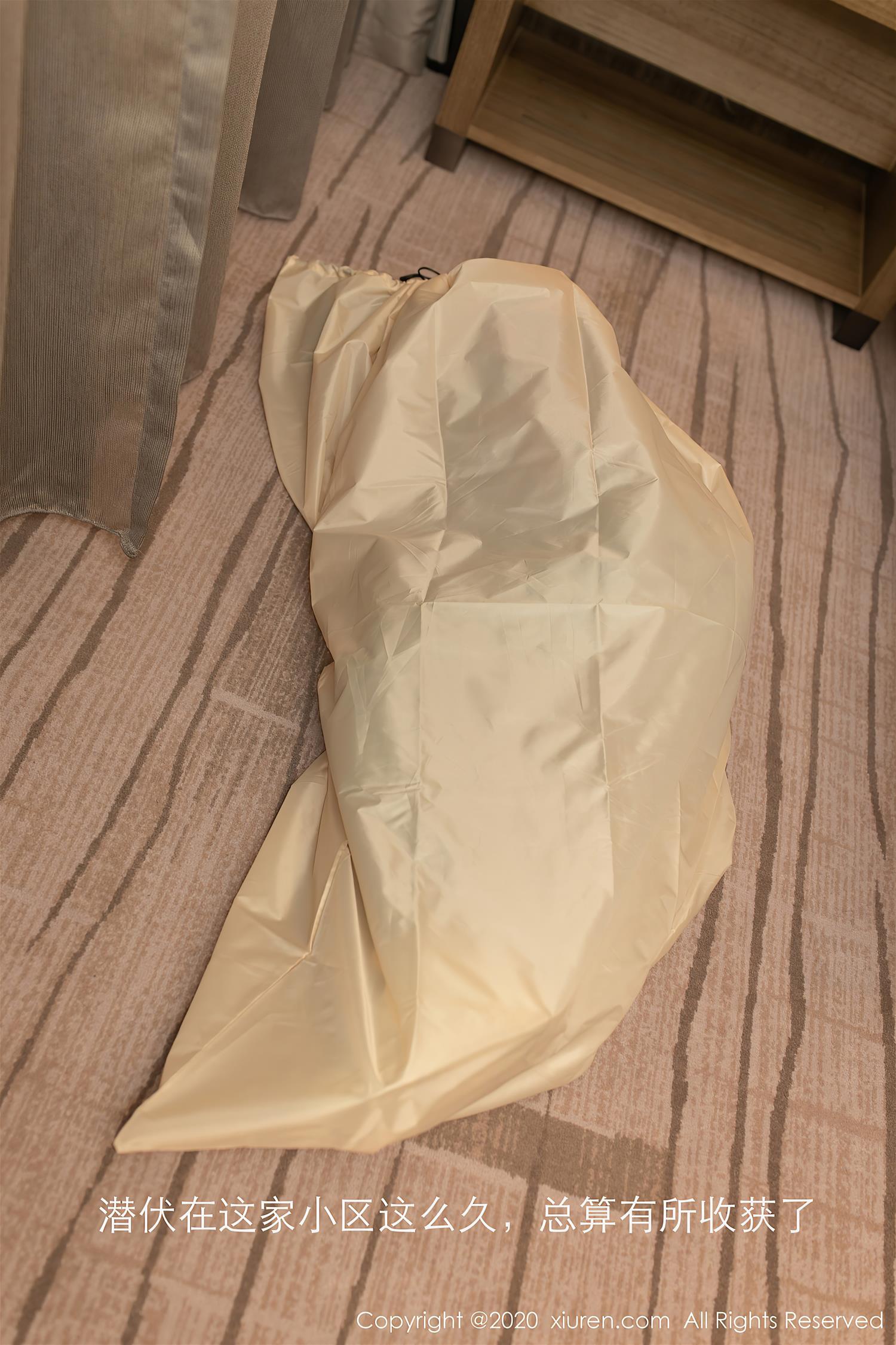 [XiuRen秀人网] 2020.10.29 NO.2716 鱼子酱Fish [49P]