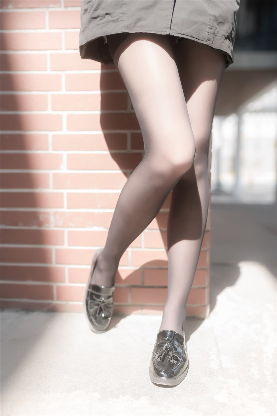 少女写真@阳光下的黑丝 [40P]