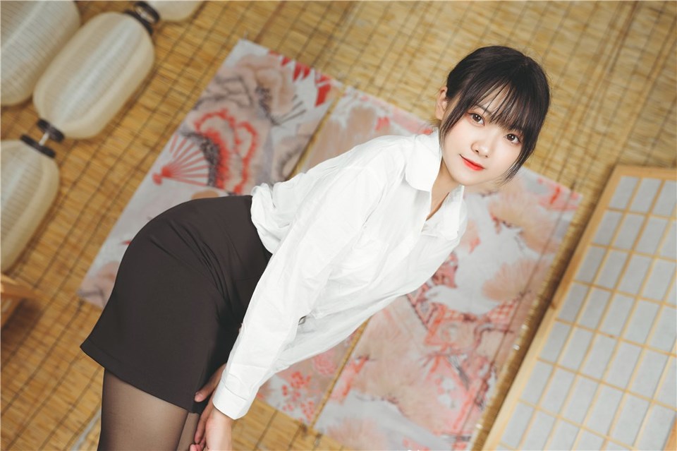 少女写真@制服OL [44P]