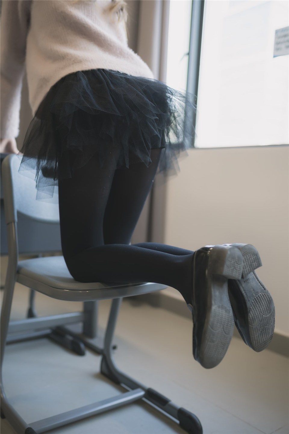 少女写真@纯黑纱裙 [48P]