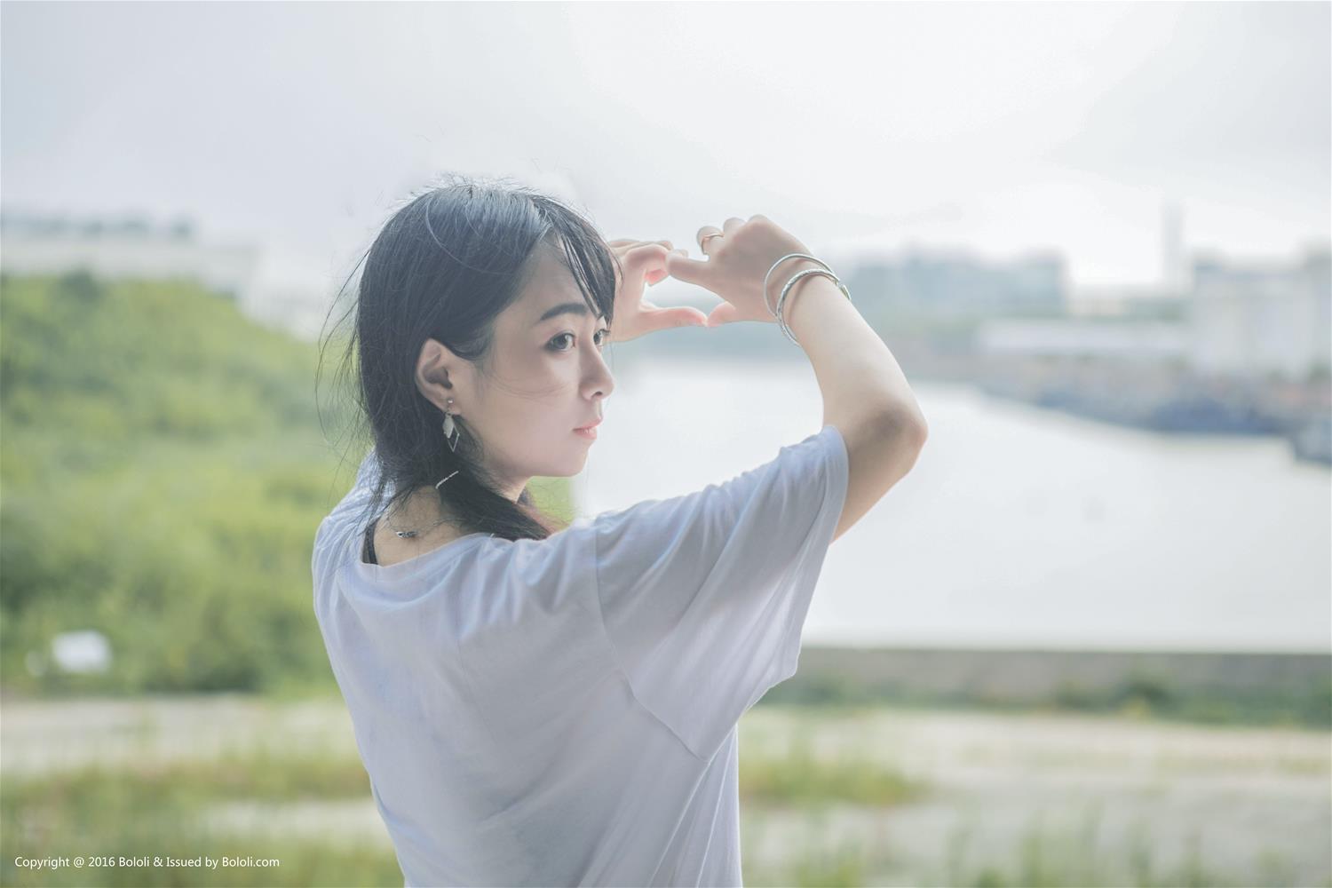 [Kimoe激萌文化] 2017.08.09 VOL.020 超凶的诺 废墟中的清新少女 [40P]