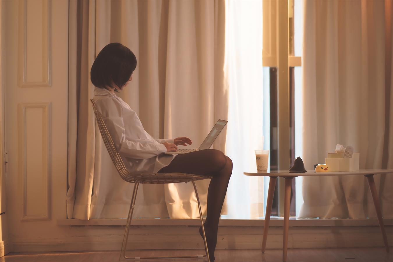 Coser面饼仙儿 猫耳耳机 [17P-107MB]