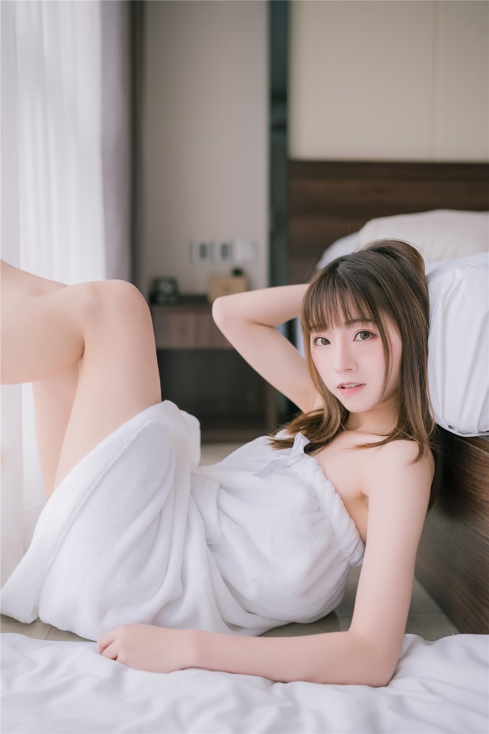 少女写真@纯白浴巾 [44P]