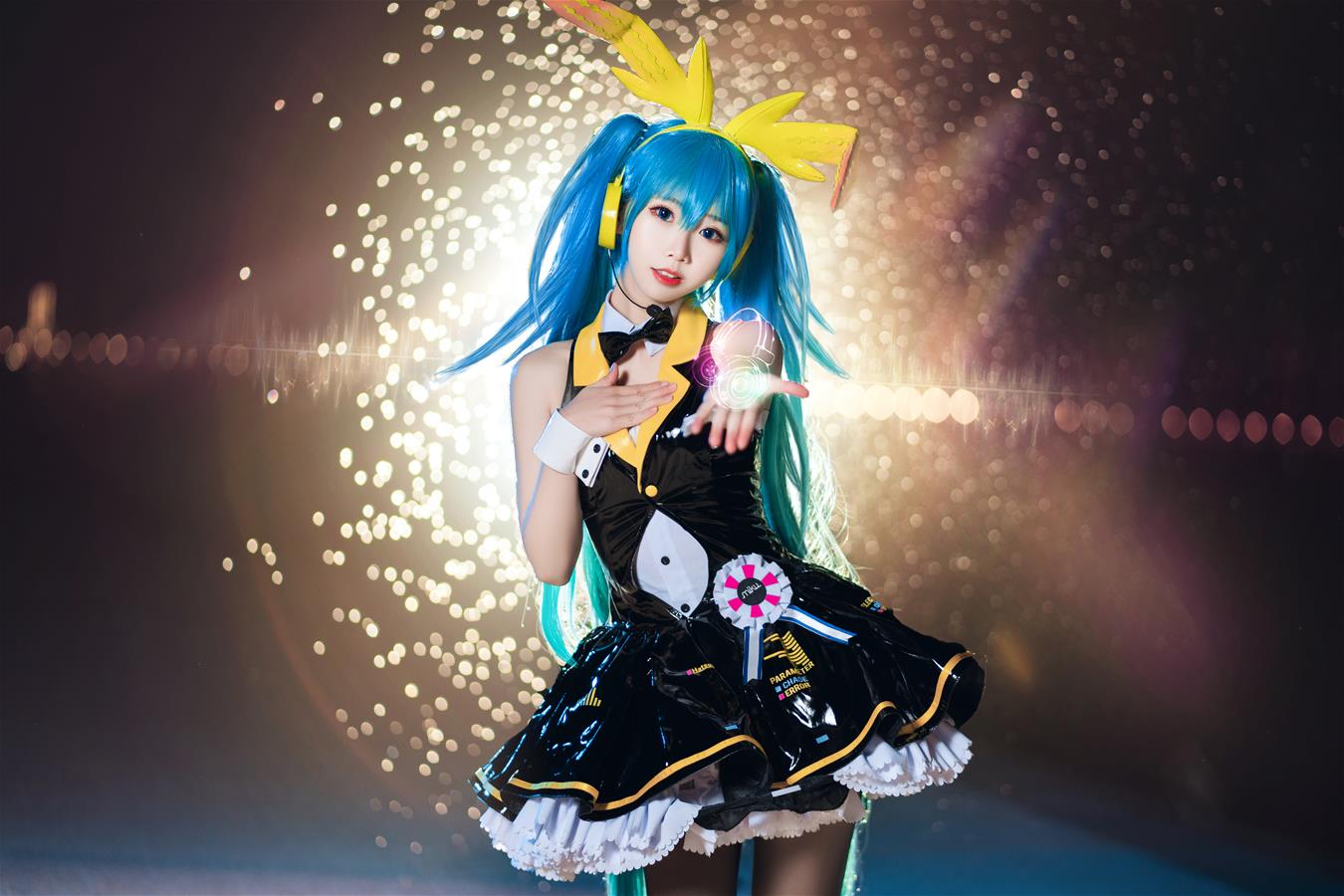 Coser面饼仙儿 初音Miku [19P-286MB]