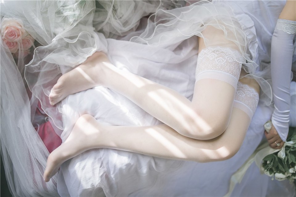 少女写真@碧蓝-爱宕婚纱 [40P]