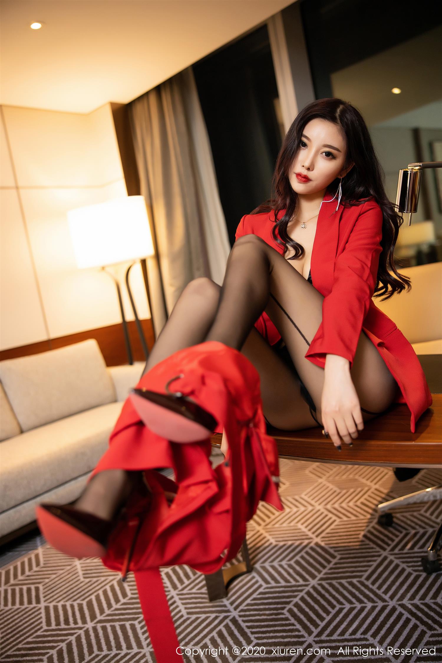 [XiuRen秀人网] 2020.04.01 NO.2122 杨晨晨sugar [101P]