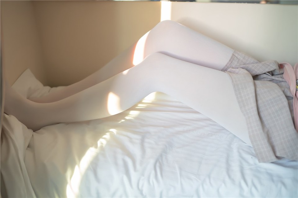 少女写真@超可爱的白丝 [40P]