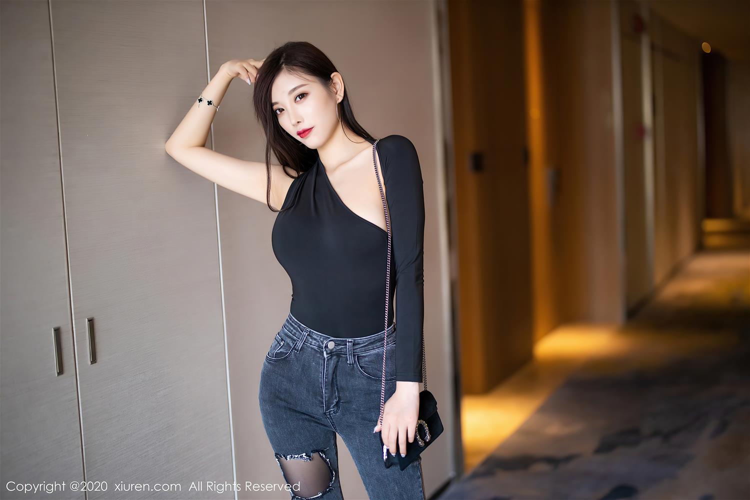 [XiuRen秀人网] 2020.11.30 NO.2841 杨晨晨sugar [78P]