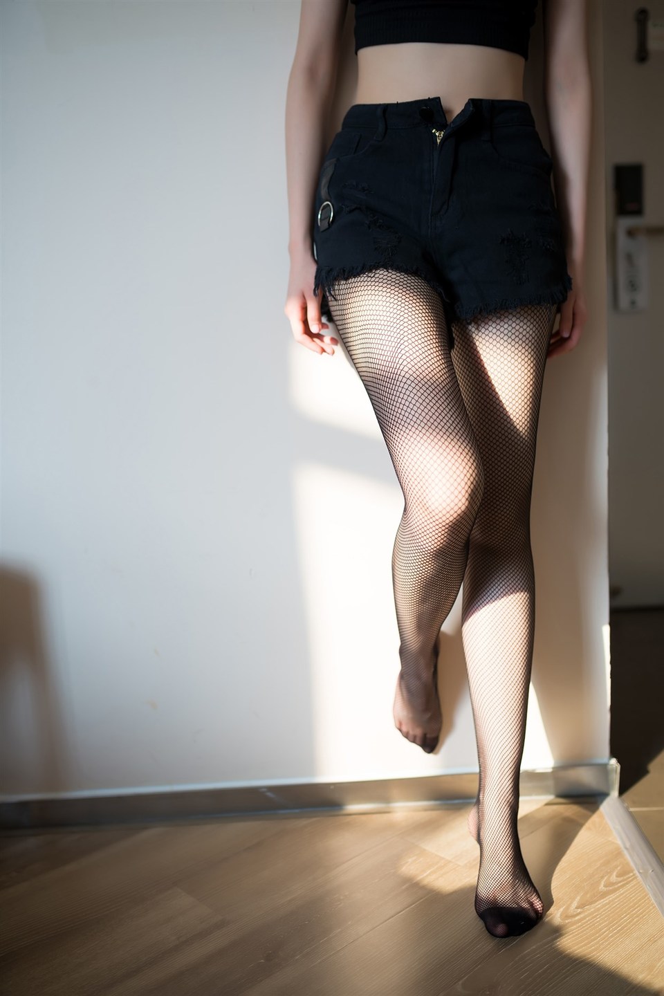 少女写真@阳光与网袜 [40P]