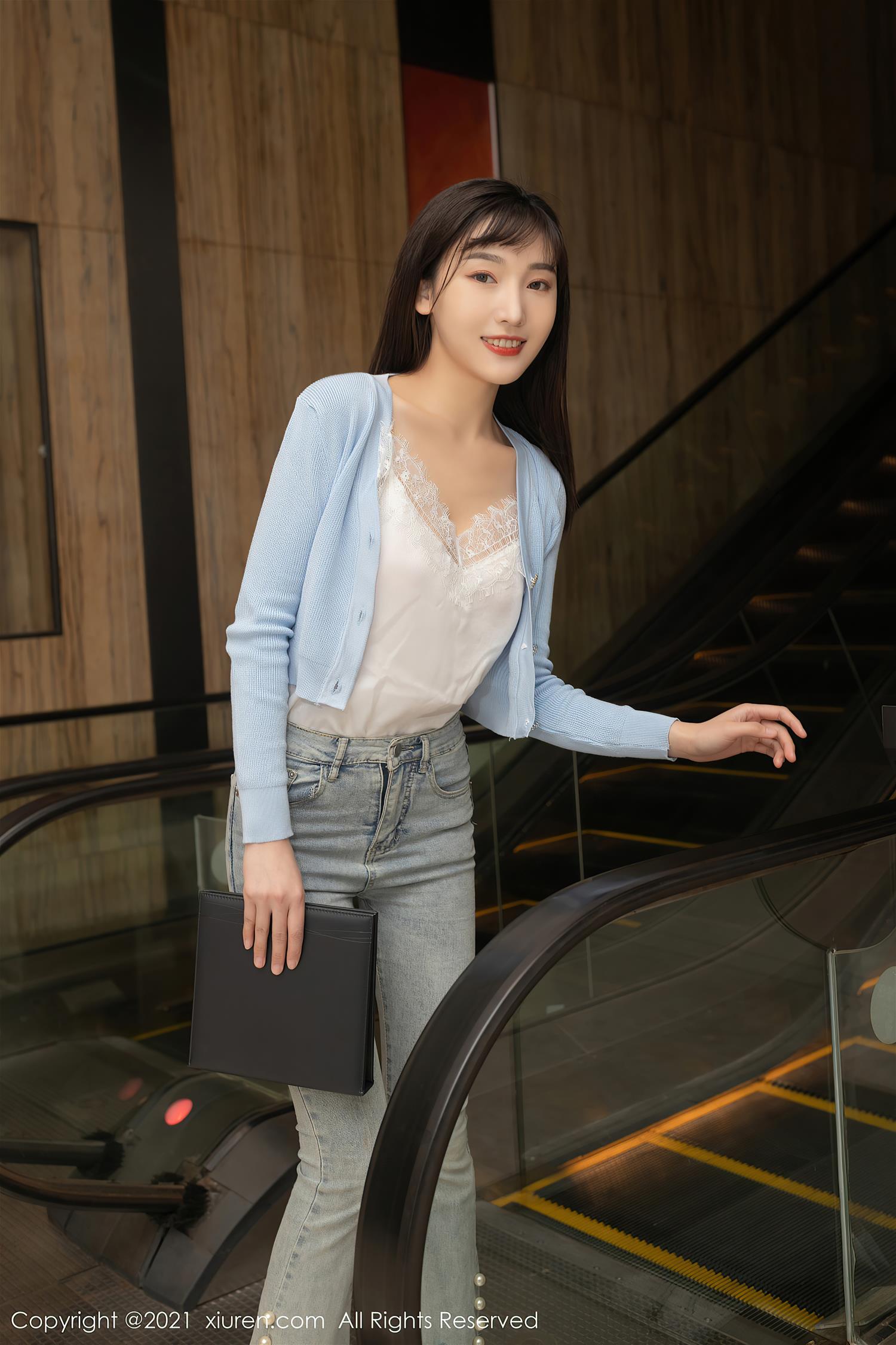 [XiuRen秀人网] 2021.02.26 NO.3146 陆萱萱 [70P]