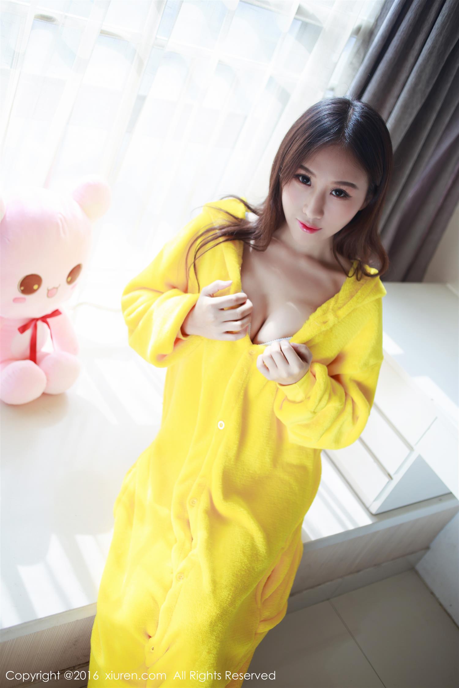 [XiuRen秀人网] 2016.11.28 NO.0646 月音瞳 [53P]